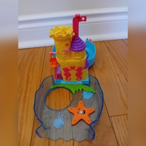 Mattel Polly‎ Pocket Bubble Aquarium Underwater Mermaid Playset Blows Bubbles - Picture 6 of 10